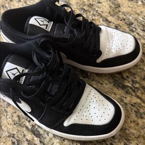 Nike Black and White Sneakers